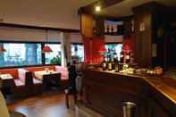 Bar, Cafe and Lounge Hotel I Larici