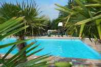 Swimming Pool Camping Harrobia