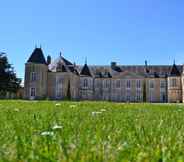 Exterior 2 Château de Panloy