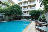 Swimming Pool Sawasdee Place Hotel