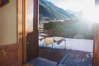Swimming Pool Villa Mont Blanc