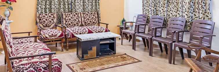 Lobby GuestHouser 4 BHK Bungalow e5ac