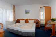 Bedroom Hotel Zum Wikinger