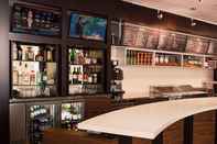 Bar, Kafe, dan Lounge Courtyard by Marriott Cape Girardeau Downtown