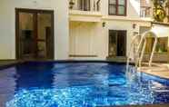 Swimming Pool 4 Bay luxe