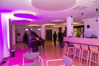 Bar, Cafe and Lounge Hotel Academia