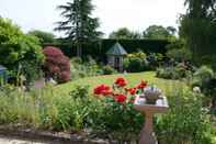 Common Space Malvern Holiday Garden Flat