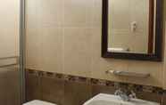 Toilet Kamar 2 Hotel Chicama