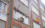 Bangunan 3 Hostal Serpol