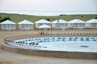 Kolam Renang Beyond Stay Garh Rajputana Camps, Jaisalmer