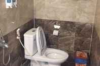 Toilet Kamar Kuk Bin Quan Hotel