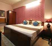 Bedroom 4 Hotel Indraprastha