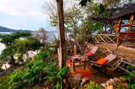 Swimming Pool Bamboo Private Islands