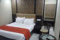 Bedroom Hotel SLE Residency