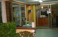 Lobby 3 Y Motels Yarraman