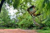 Luar Bangunan Tree house sigiri queens rest