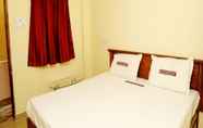 Kamar Tidur 3 Hotel Shubhanga Residency