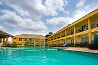 Swimming Pool Tropical Retreat Luxury Resort and Spa