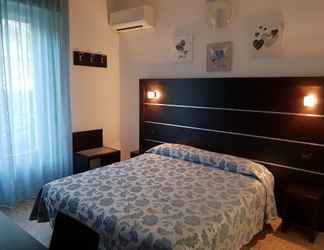 Kamar Tidur 2 Hotel Riva