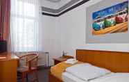 Bedroom 4 Hotel Neun 3/4