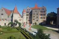 Bangunan Schlosshotel Harburg