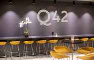 Bar, Cafe and Lounge 5 Hotel Q42