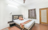 Bedroom 4 GuestHouser 1 BR Boutique stay 5a75