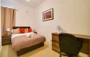 Kamar Tidur 4 Two Bedroom Serviced Apartment