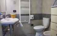 Toilet Kamar 6 Mura Venete