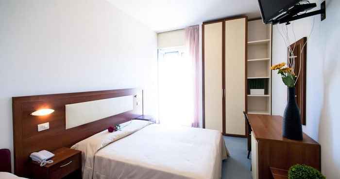 Kamar Tidur Hotel Helios