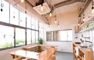 ร้านอาหาร 6 Ishigaki Guesthouse Hive - Hostel