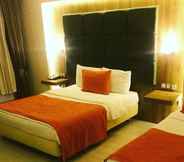 Bedroom 3 City Kent Hotel