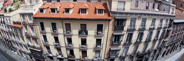 ภายนอกอาคาร Hostal Sol Square Madrid