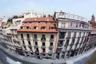 ภายนอกอาคาร Hostal Sol Square Madrid