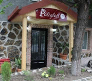 Exterior 3 Guest House Poligloti