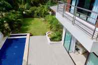 สระว่ายน้ำ 3 Bedroom Private Pool Villa Flora