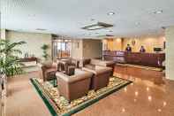 Lobby Urayasu Sun Hotel