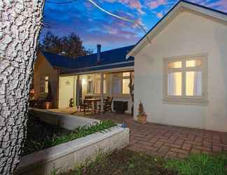 Exterior 2 Hahndorf House B&B