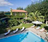 Swimming Pool 4 Villa Mirella Beach