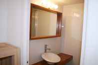 In-room Bathroom Apartment Medas 32