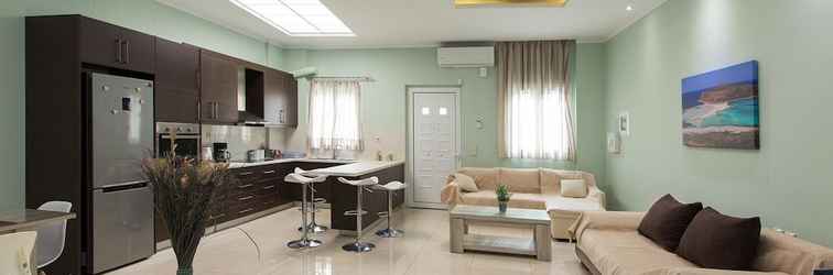 ล็อบบี้ Creta Nostos Luxury Apartment