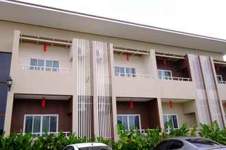 Bên ngoài 4 S Family Residence