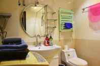 In-room Bathroom Dalian Tinghai Holiday Apartment
