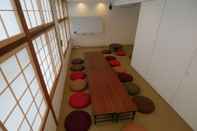 Functional Hall J-Hoppers Lake Biwa Guesthouse - Hostel
