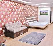 Phòng ngủ 4 Adhunik Hotel Behror