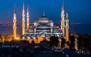 Atraksi di Area Sekitar 4 Long Stay Istanbul