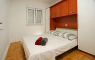 Kamar Tidur 6 Apartments Parcela