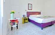 Kamar Tidur 6 Guest House Viaroma