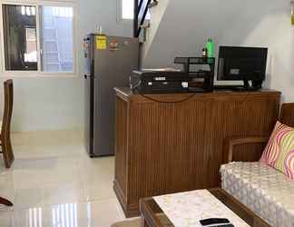 Lobi 2 Mactan Transient Townhouse