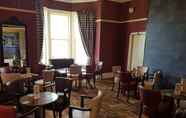 Bar, Kafe, dan Lounge 4 Chatsworth House Hotel